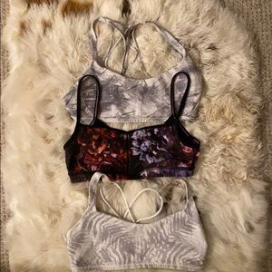 Lululemon bras (3)